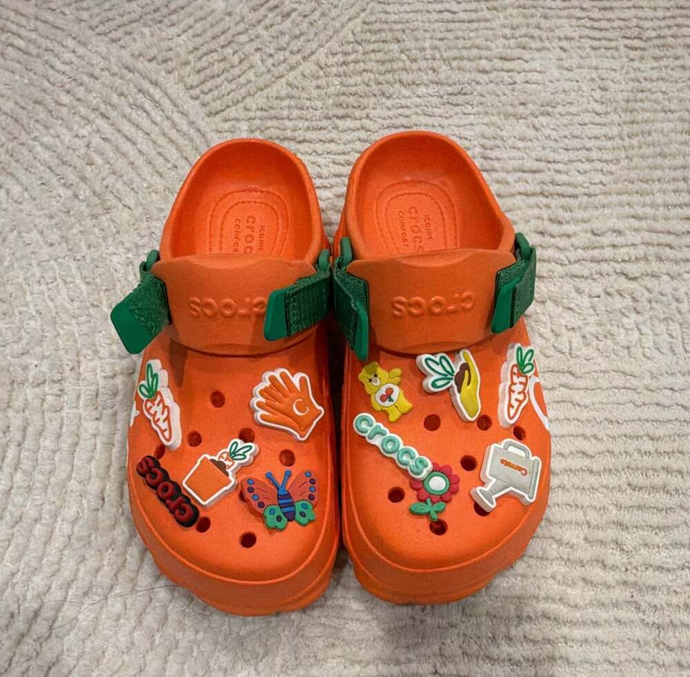 Crocs Carrots Classic All Terrain Orange Green Clog 207266-810 Men's Sz 11
